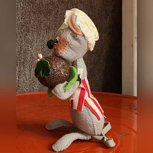 Vintage Annalee 7" Mouse Chocolate Chef Mobilitee Doll - Picture 3 of 5